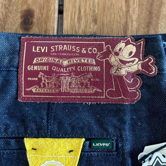 LEVI’S premium High Rise Loose fit wide leg denim jeans Felix Cat. Sz 32x32. NWT - Picture 3 of 16